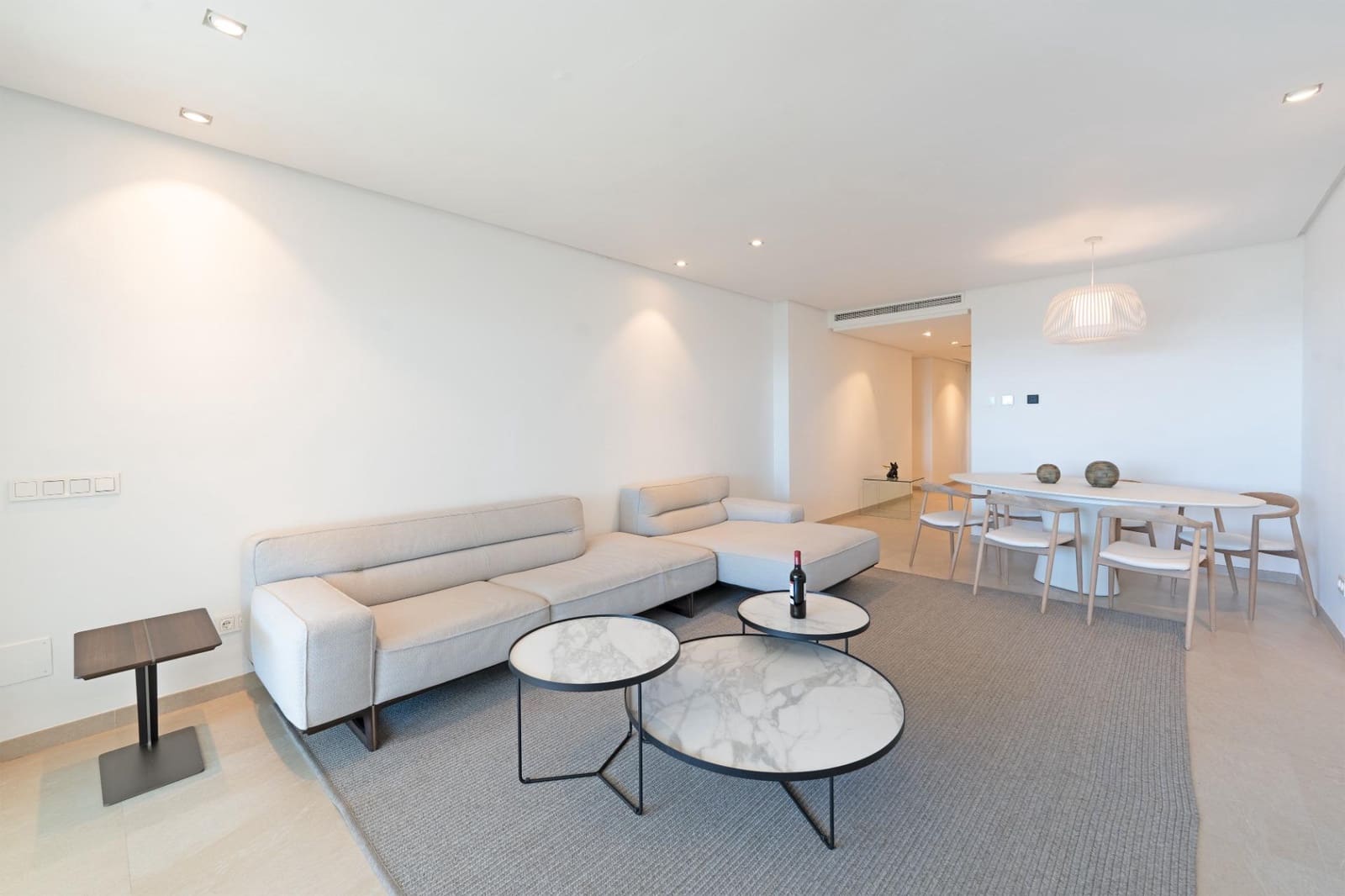 2 quarto Apartamento de Praia para venda em Estepona com piscina garagem - 1 295 000 € (Ref: 10090877)