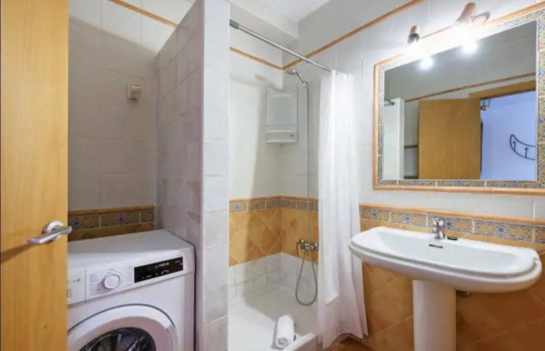 1 quarto Apartamento para arrendar em Torremolinos com piscina - 900 € (Ref: 10091254)
