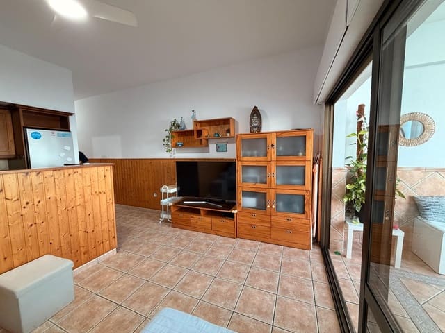 1 slaapkamer Appartement te huur in Torremuelle, Benalmádena - € 1.500 (Ref: 10165036)