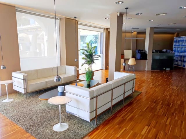 Biuro do wynajęcia w Puerto Marina, Benalmádena - 350 € (Ref: 10165037)