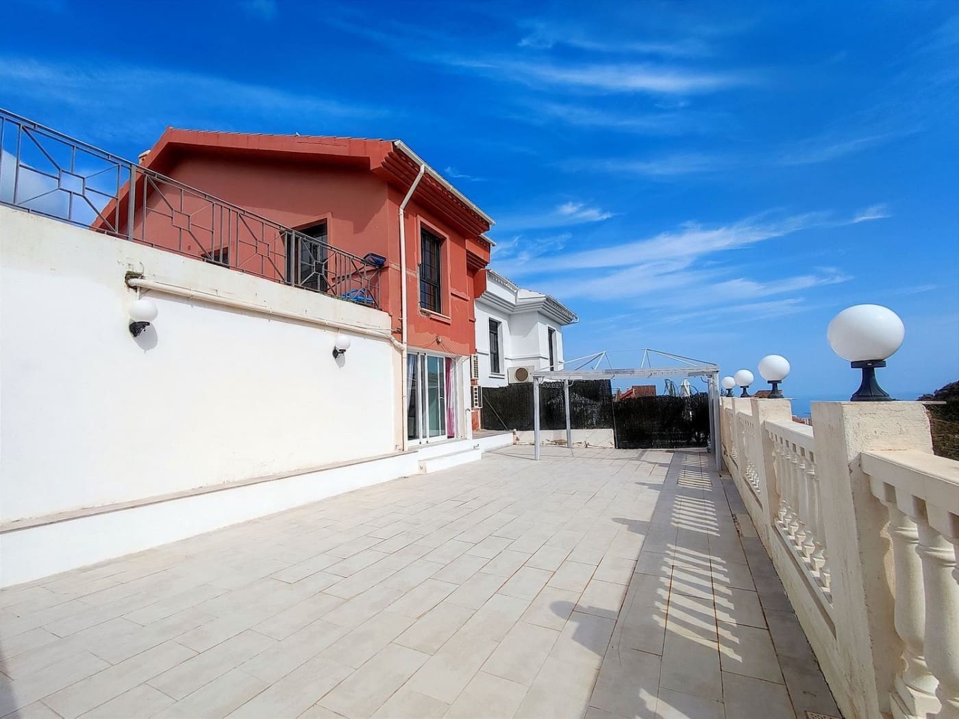 3 sypialnia Willa do wynajęcia w Benalmadena z basenem - 2 300 € (Ref: 10183130)