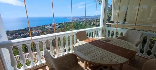 3 slaapkamer Villa te huur in Benalmádena met zwembad garage - € 4.500 (Ref: 10183131)