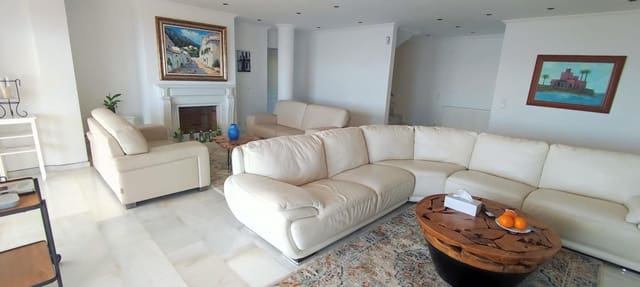 3 slaapkamer Villa te huur in Benalmádena met zwembad garage - € 4.500 (Ref: 10183131)