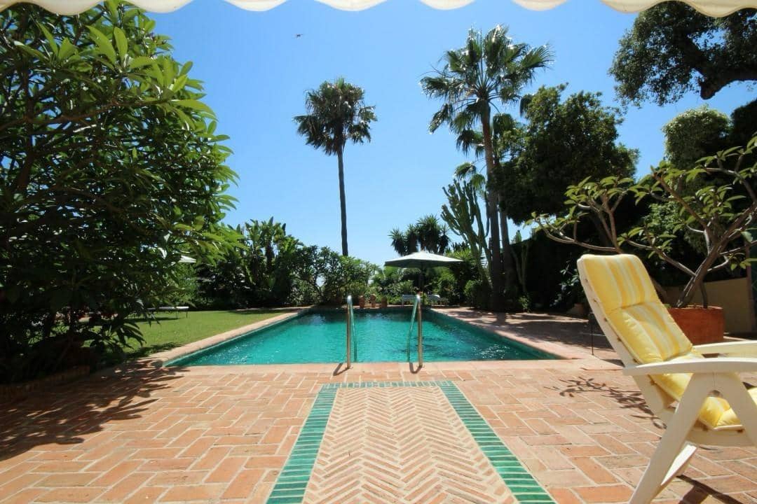 4 Zimmer Villa zu verkaufen in Elviria mit Pool Garage - 1.650.000 € (Ref: 9285420)