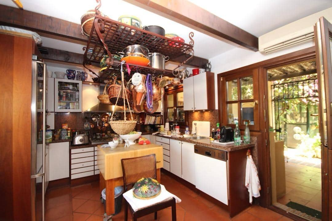 4 Zimmer Villa zu verkaufen in Elviria mit Pool Garage - 1.650.000 € (Ref: 9285420)