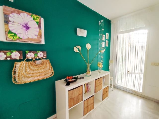 2 slaapkamer Flat te koop in Puerto Marina, Benalmádena met zwembad - € 550.000 (Ref: 9285421)