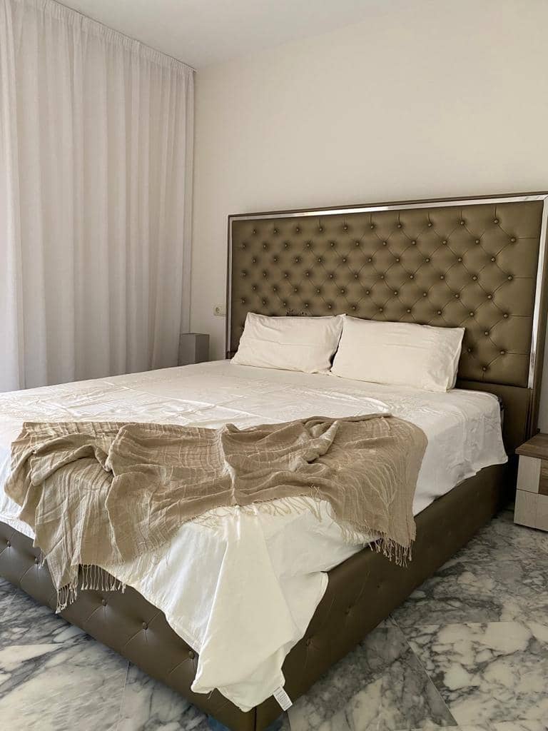 2 bedroom Flat for sale in Mijas with garage - € 470,000 (Ref: 9285423)