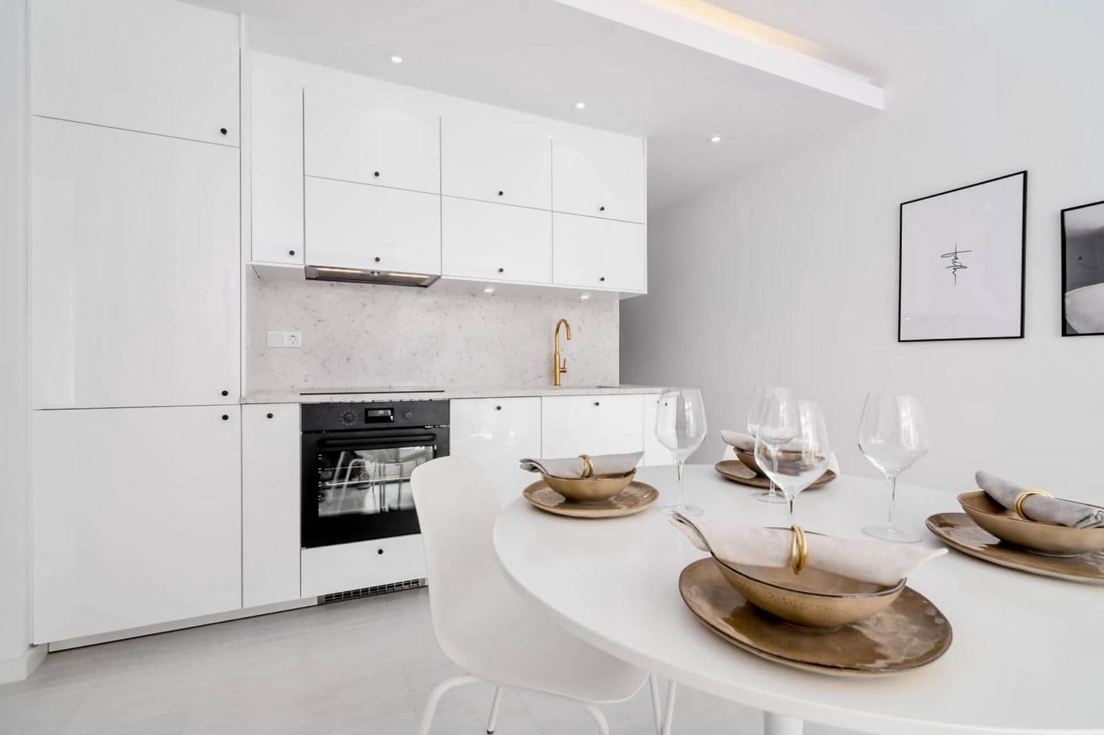 3 sovrum Lägenhet till salu i La Quinta med pool garage - 465 000 € (Ref: 9285424)