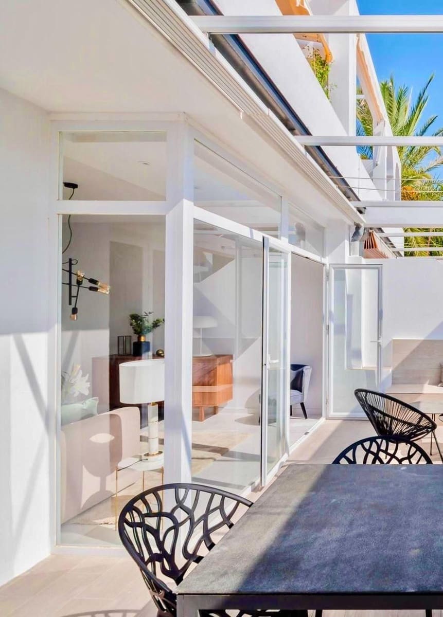 3 sovrum Lägenhet till salu i La Quinta med pool garage - 465 000 € (Ref: 9285424)