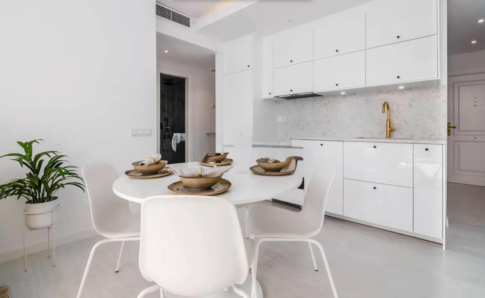 3 sovrum Lägenhet till salu i La Quinta med pool garage - 465 000 € (Ref: 9285424)