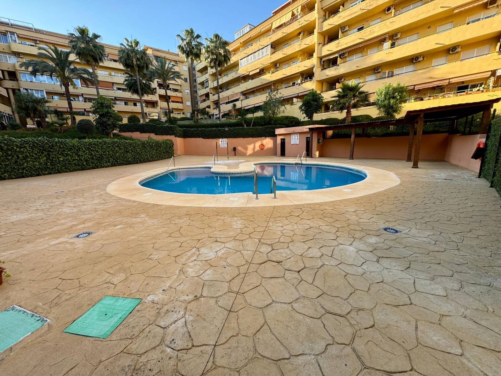 2 soverom Leilighet til salgs i Fuengirola med svømmebasseng - € 249 000 (Ref: 9285427)