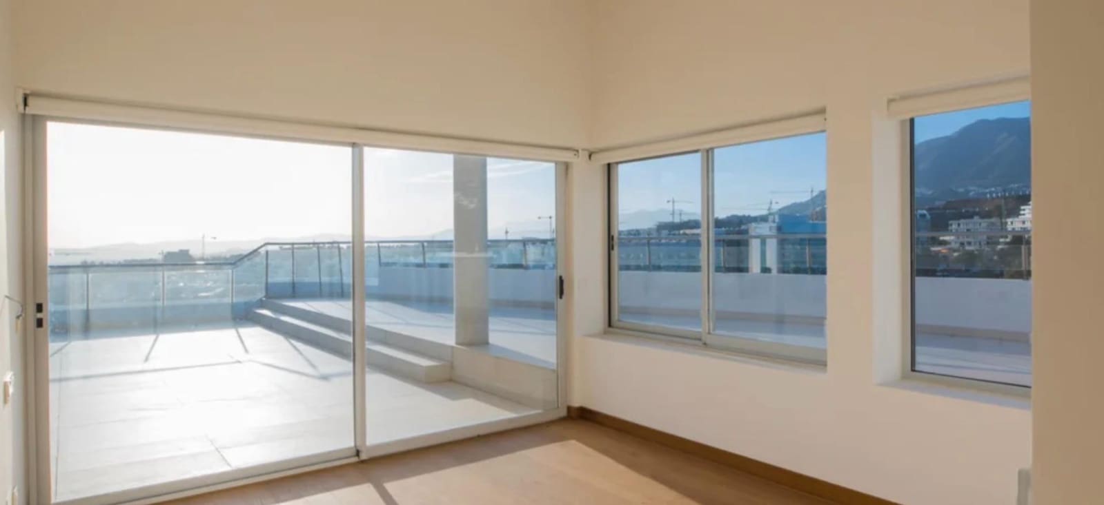 3 soveværelse Penthouse til salg i Benalmadena med swimmingpool - € 1.190.000 (Ref: 9285430)