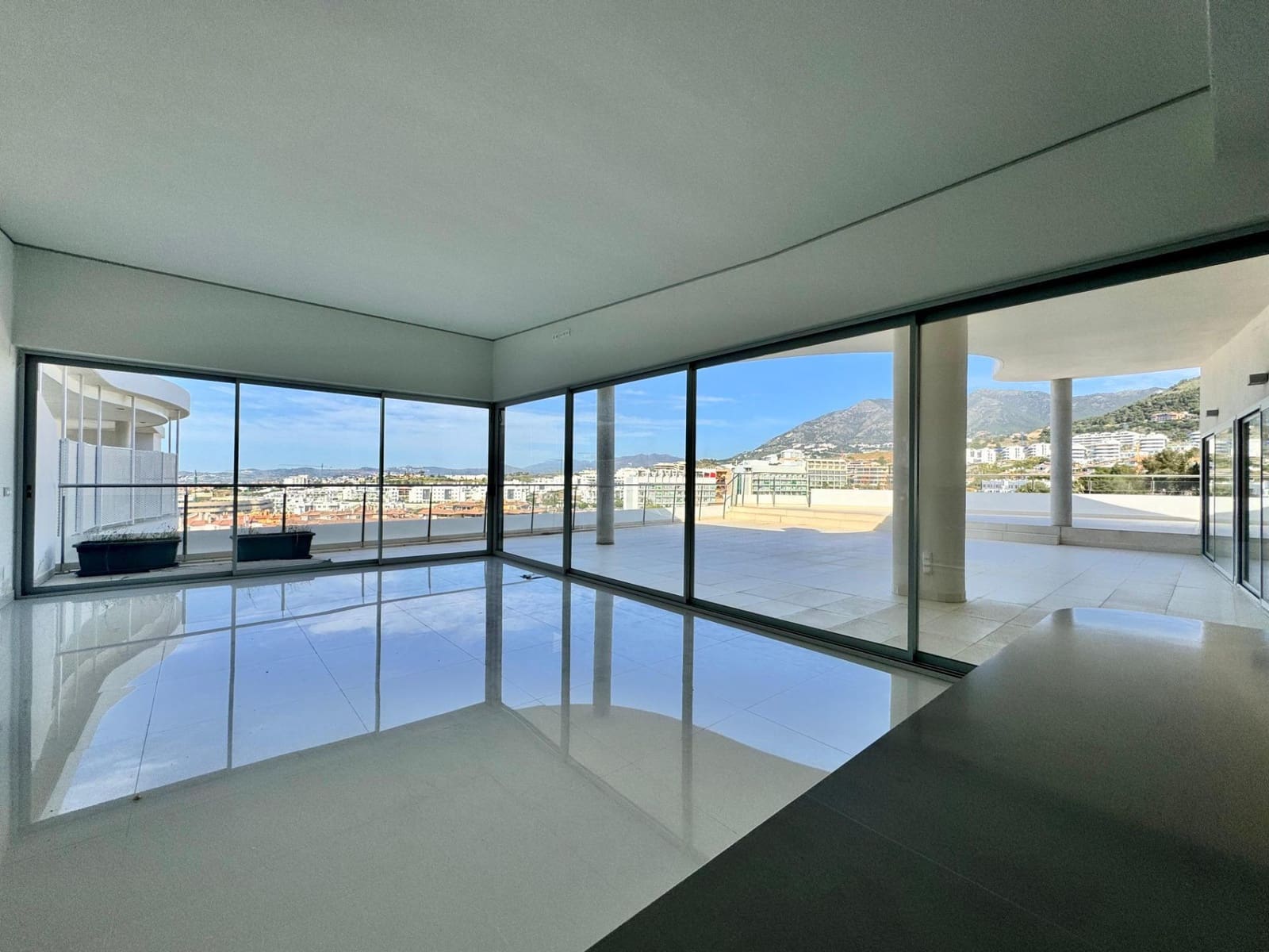 3 soveværelse Penthouse til salg i Benalmadena med swimmingpool - € 1.190.000 (Ref: 9285430)