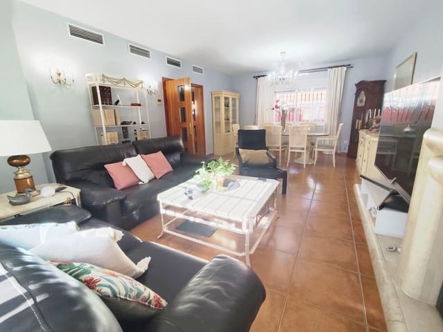 4 quarto Moradia em Banda para venda em Fuengirola com piscina garagem - 1 100 000 € (Ref: 9285431)