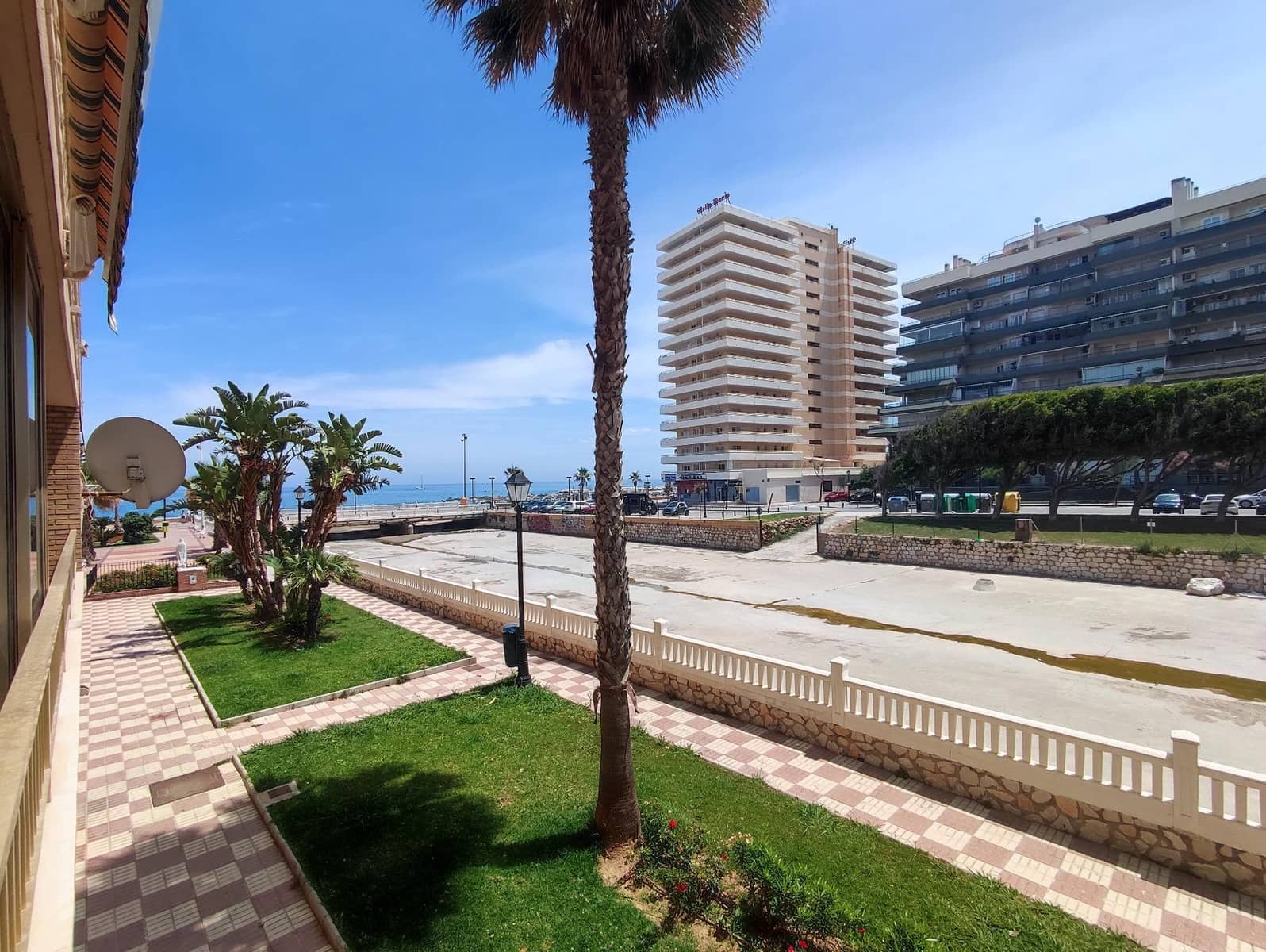 2 bedroom Flat for rent in Fuengirola with garage - € 1,400 (Ref: 9285435)
