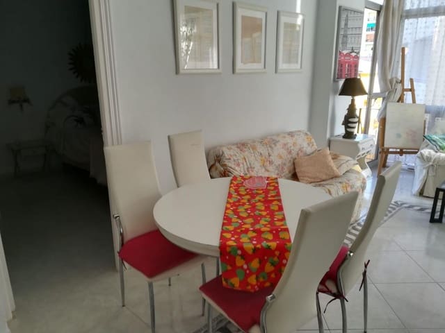 3 bedroom Flat for rent in Fuengirola - € 1,300 (Ref: 9285436)