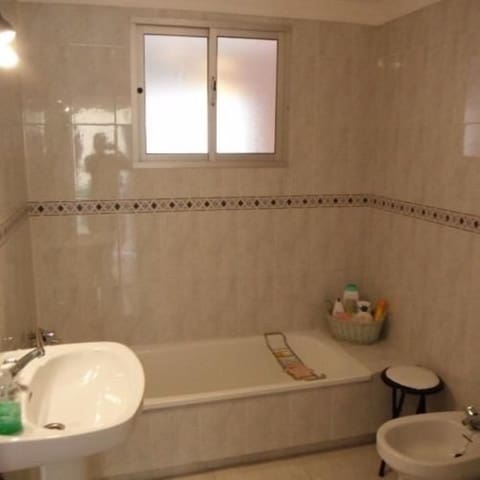 3 bedroom Flat for rent in Fuengirola - € 1,300 (Ref: 9285436)