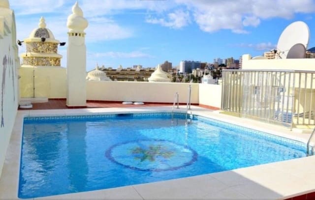 3 bedroom Penthouse for rent in Puerto Marina, Benalmádena with pool - € 2,900 (Ref: 9285437)
