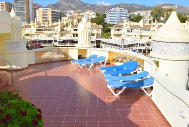 3 bedroom Penthouse for rent in Puerto Marina, Benalmádena with pool - € 2,900 (Ref: 9285437)