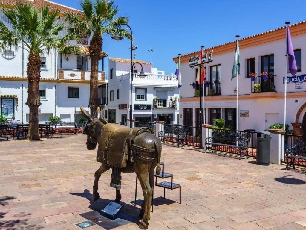 2 sypialnia Mieszkanie do wynajęcia w Riviera del Sol z basenem garażem - 1 480 € (Ref: 9285445)