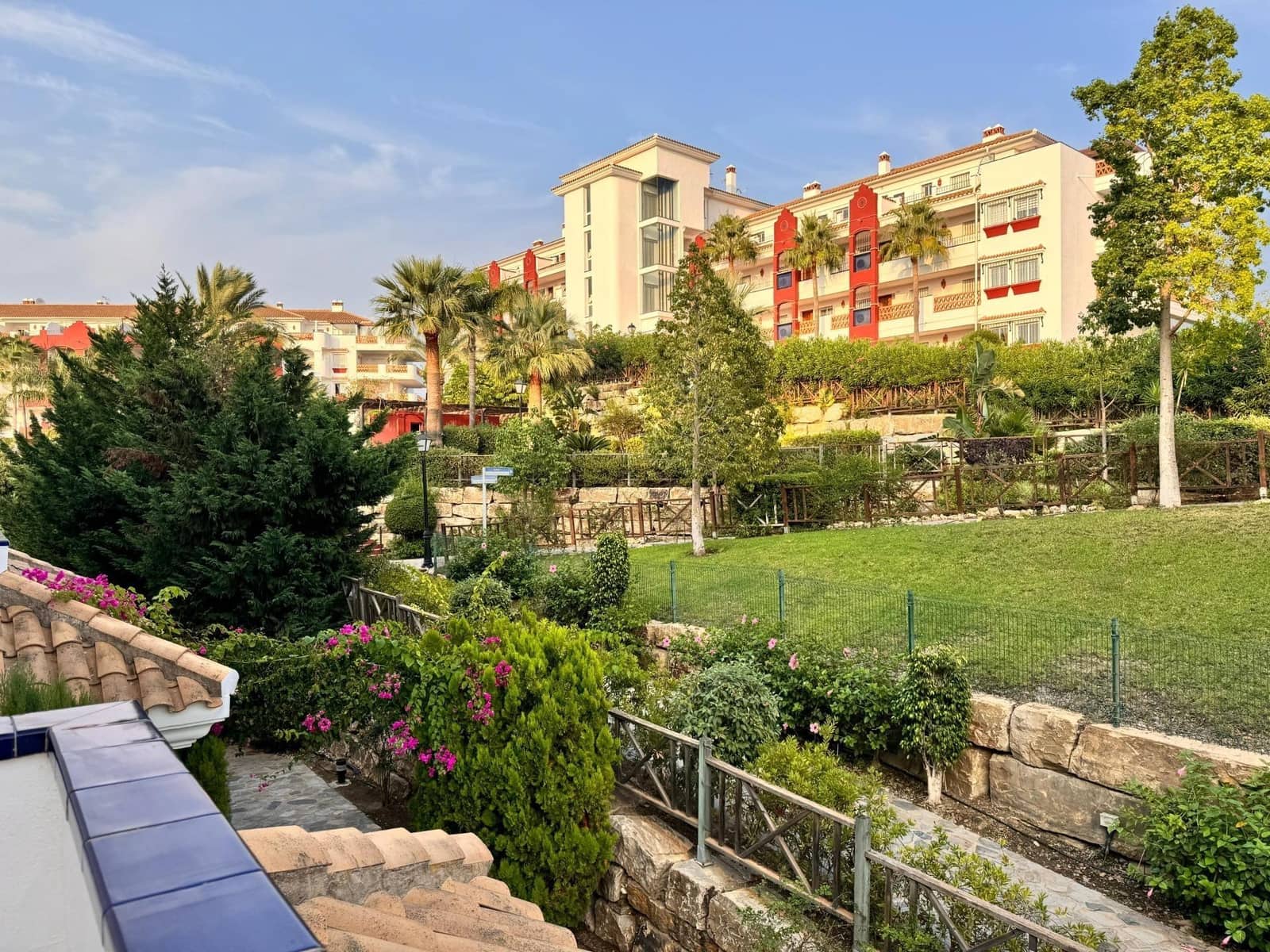 2 sypialnia Mieszkanie do wynajęcia w Riviera del Sol z basenem garażem - 1 480 € (Ref: 9285445)