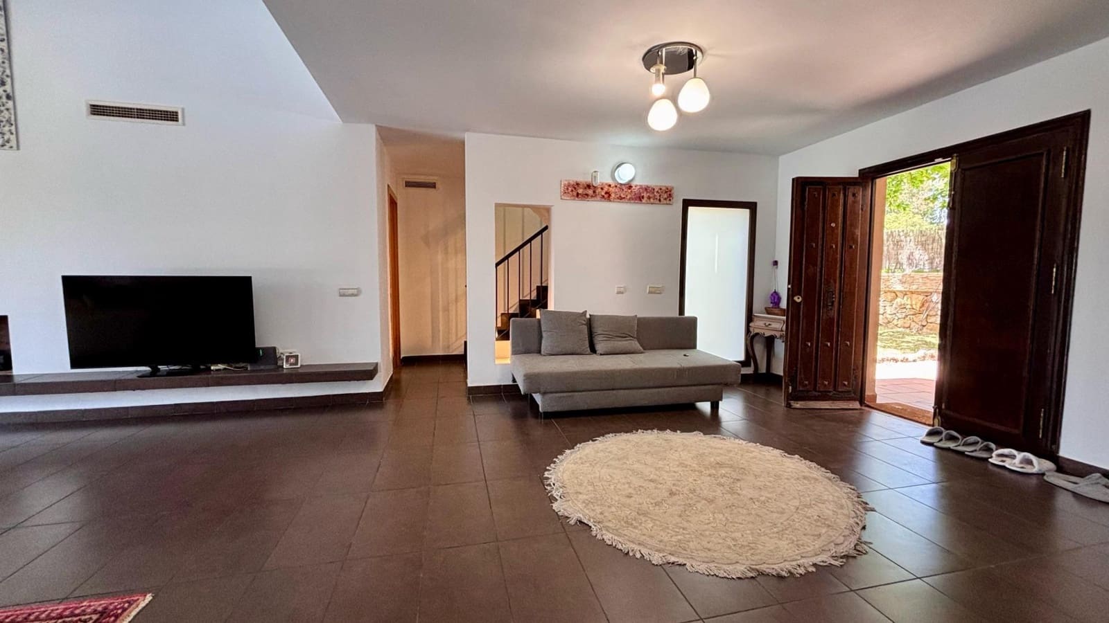 3 soveværelse Villa til leje i Marbella med swimmingpool garage - € 6.500 (Ref: 9285446)