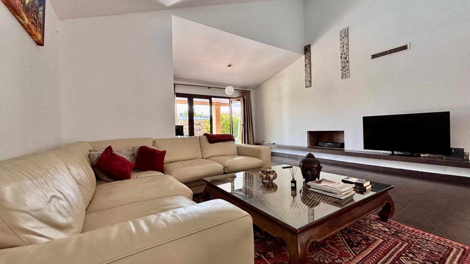 3 soveværelse Villa til leje i Marbella med swimmingpool garage - € 6.500 (Ref: 9285446)