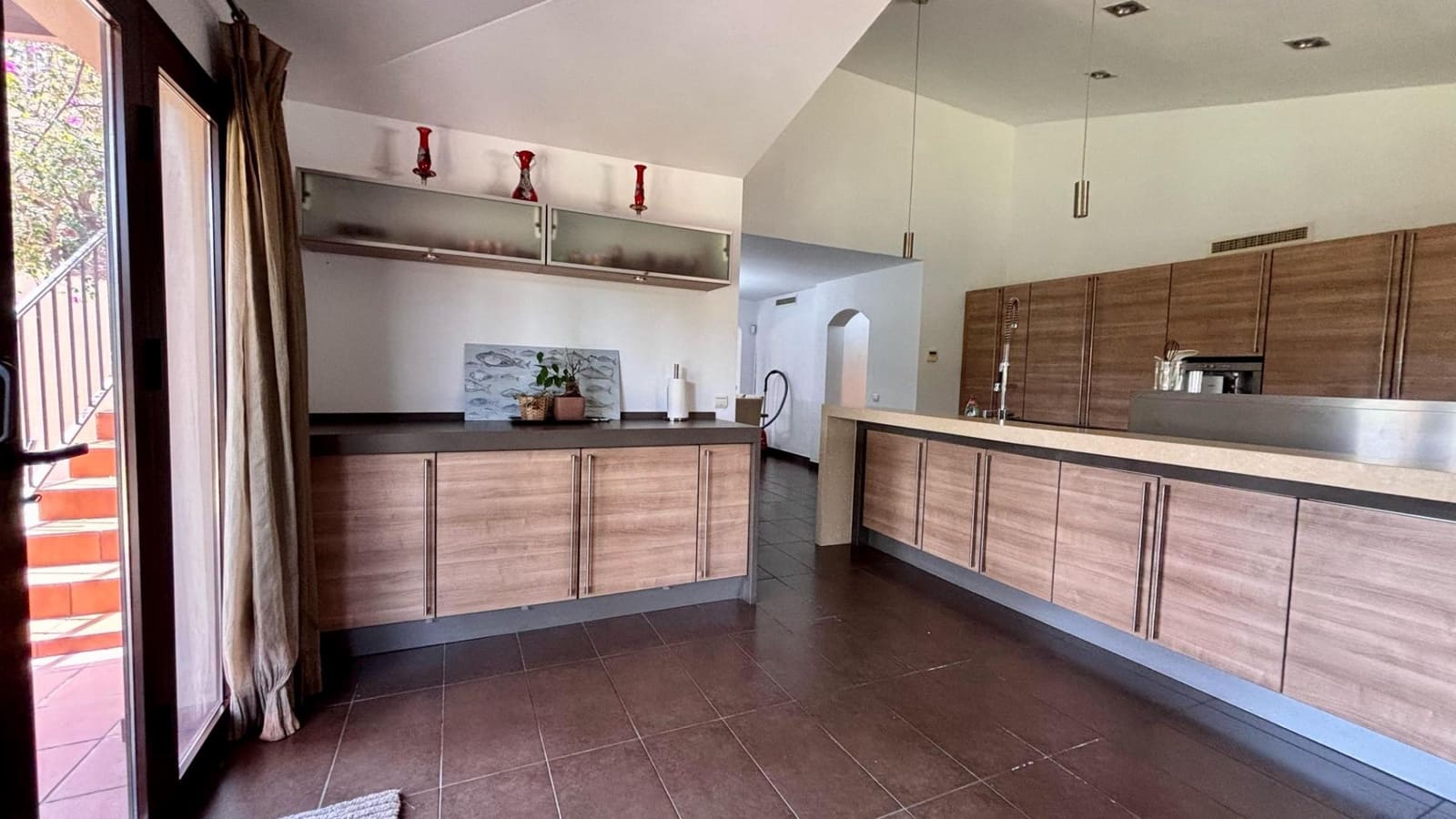 3 soveværelse Villa til leje i Marbella med swimmingpool garage - € 6.500 (Ref: 9285446)
