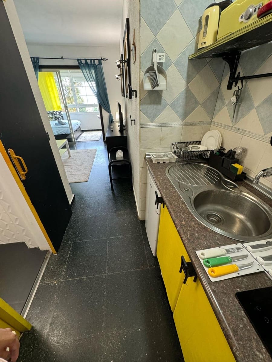 1 bedroom Studio for rent in Benalmadena Costa with pool garage - € 850 (Ref: 9285448)