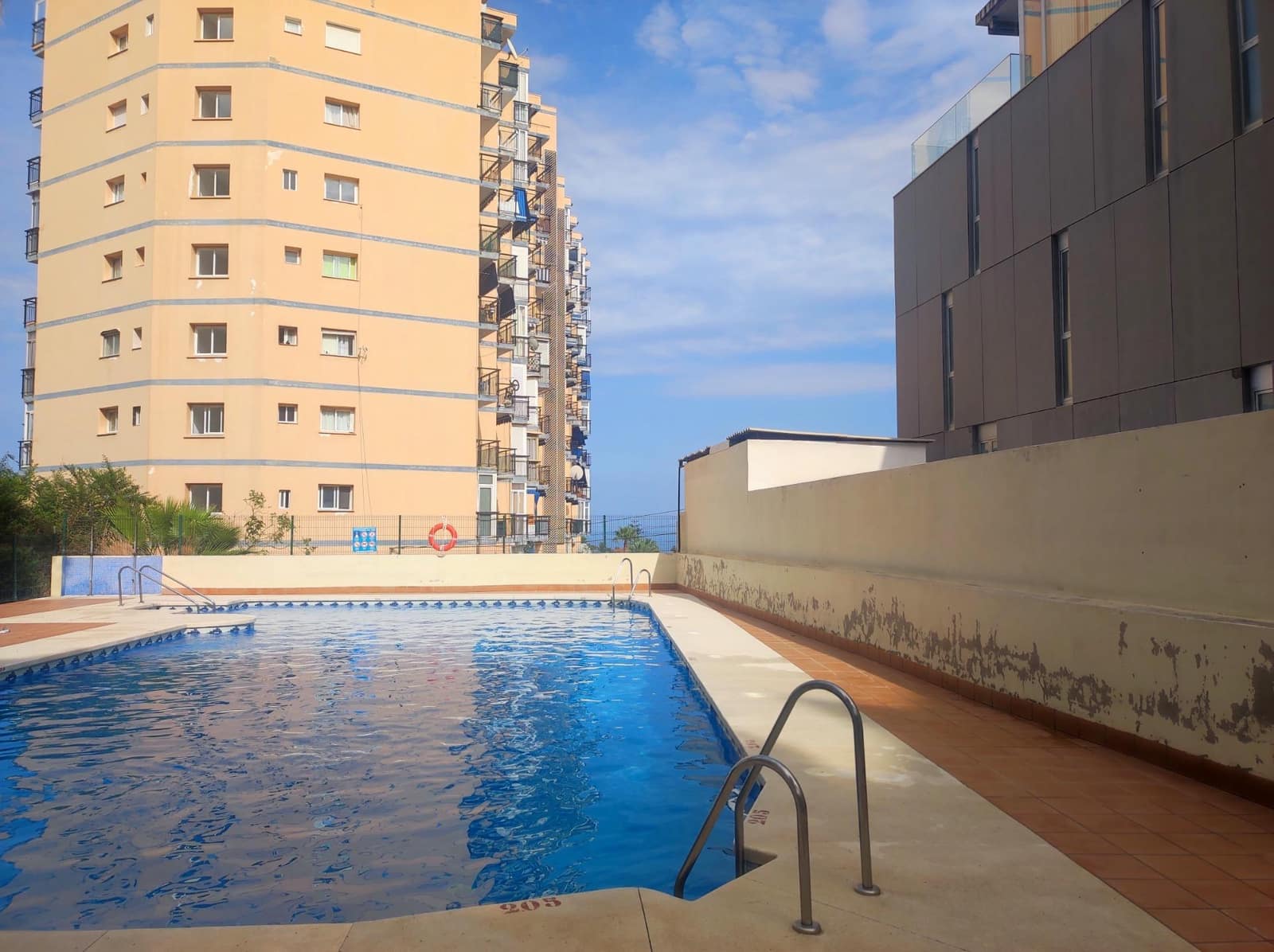 1 bedroom Studio for rent in Benalmadena Costa with pool garage - € 850 (Ref: 9285448)