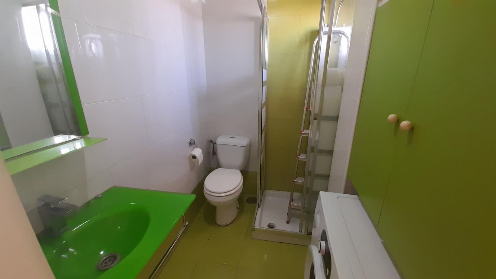 Studio til leje i Torremolinos med swimmingpool - € 750 (Ref: 9285449)