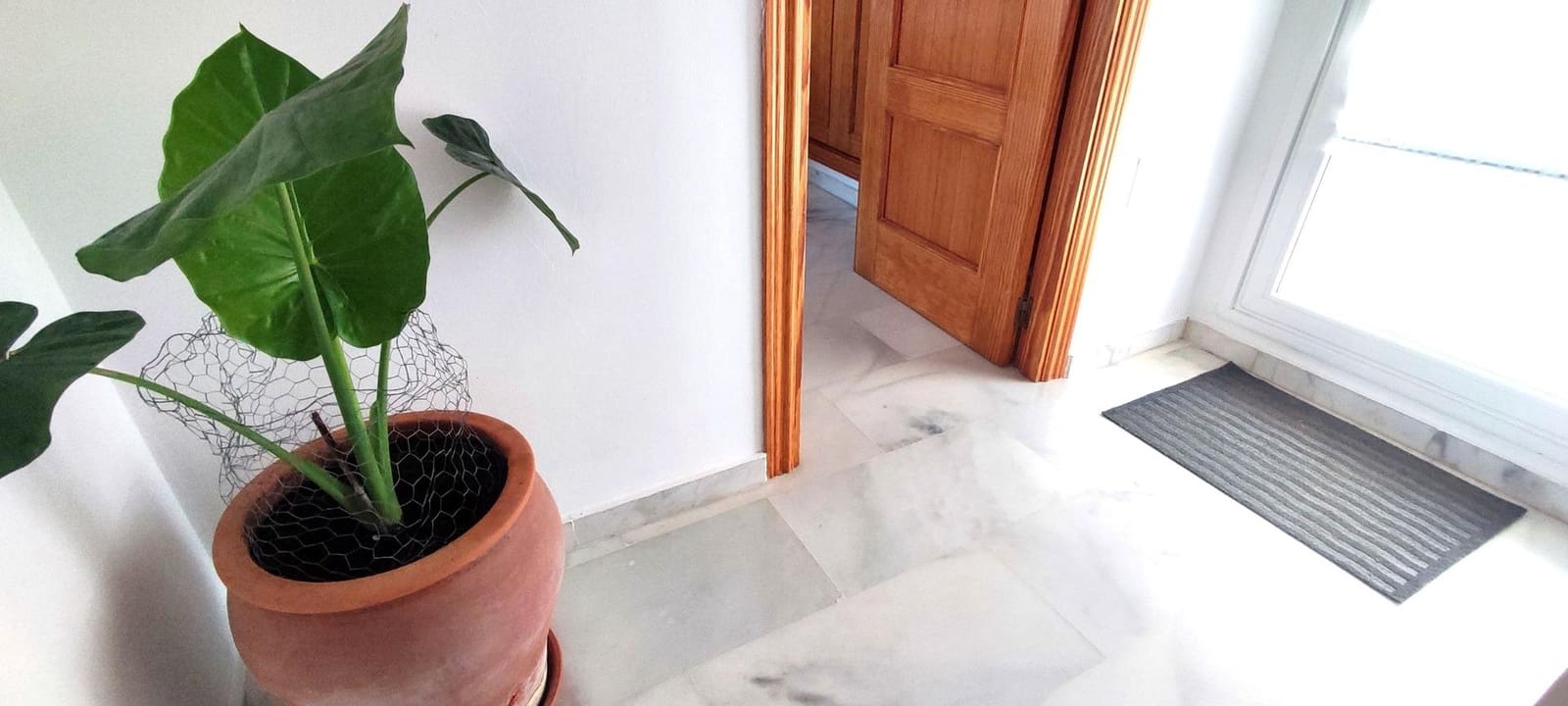 3 sypialnia Penthouse do wynajęcia w Riviera del Sol z basenem garażem - 1 500 € (Ref: 9285450)