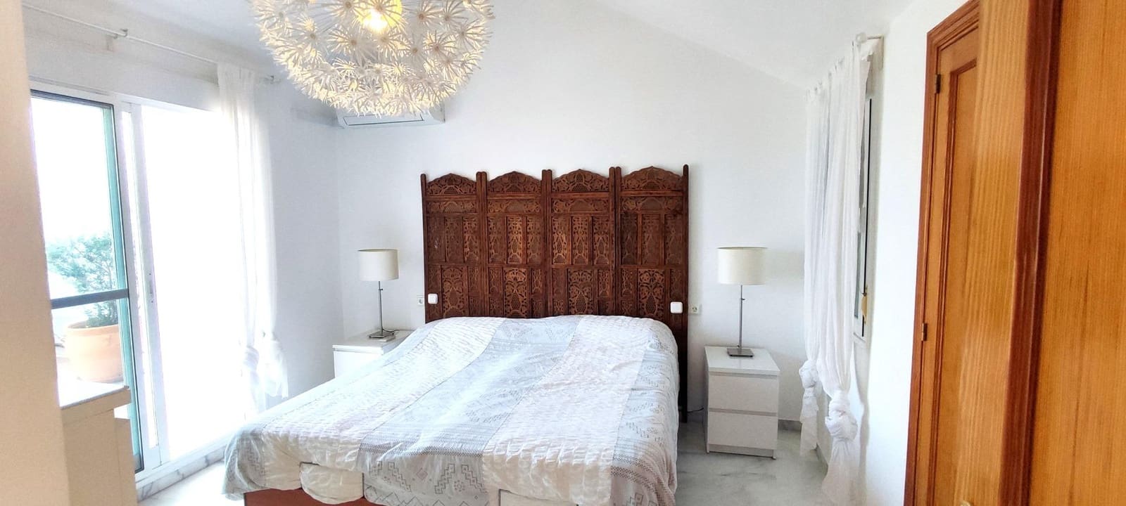 3 sypialnia Penthouse do wynajęcia w Riviera del Sol z basenem garażem - 1 500 € (Ref: 9285450)