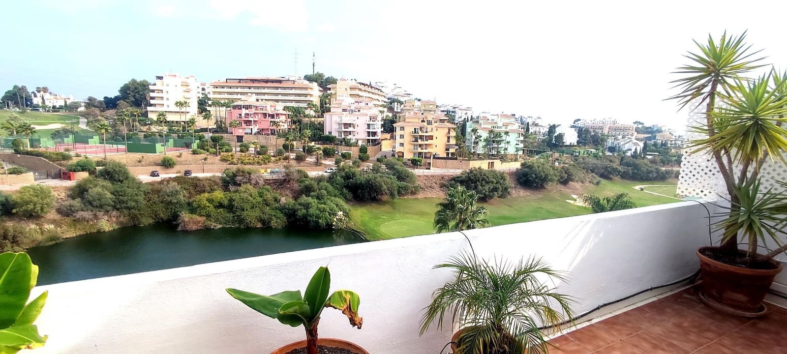 3 sypialnia Penthouse do wynajęcia w Riviera del Sol z basenem garażem - 1 500 € (Ref: 9285450)