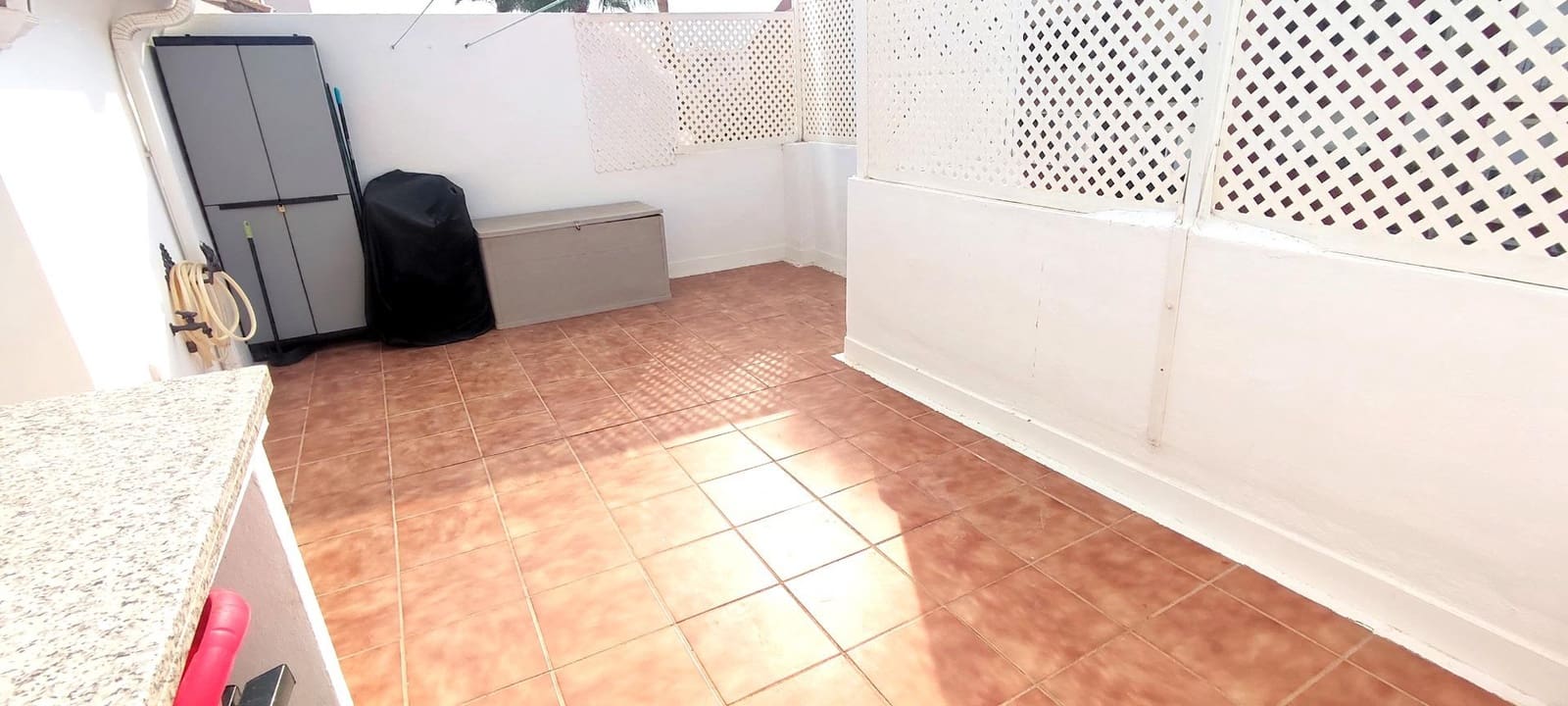 3 sypialnia Penthouse do wynajęcia w Riviera del Sol z basenem garażem - 1 500 € (Ref: 9285450)