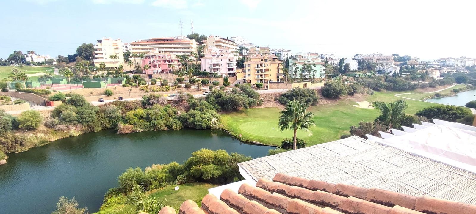 3 sypialnia Penthouse do wynajęcia w Riviera del Sol z basenem garażem - 1 500 € (Ref: 9285450)