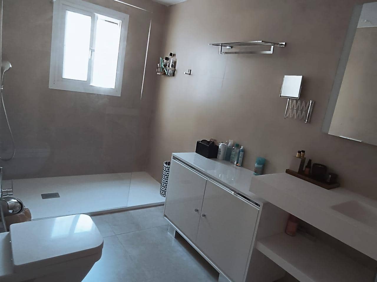 3 soverom Villa til salgs i Nueva Andalucia med svømmebasseng garasje - € 900 000 (Ref: 9285452)