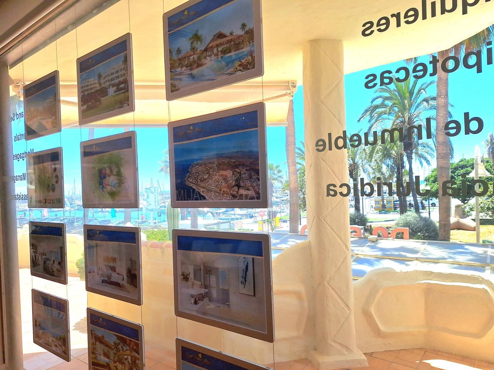 Kontor til salgs i Benalmadena - € 1 090 000 (Ref: 9305142)