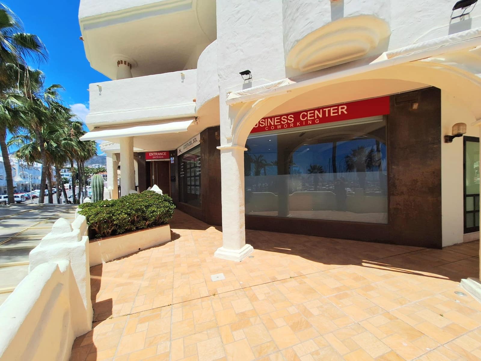 Kontor til salgs i Benalmadena - € 1 090 000 (Ref: 9305142)