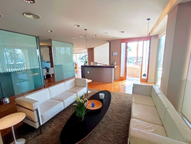 Local Comercial en Puerto Marina, Benalmádena en venta - 999.000 € (Ref: 9305142)