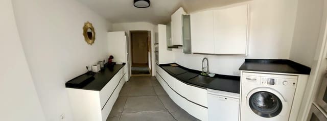 2 bedroom Apartment for sale in Fuengirola with pool garage - € 350,000 (Ref: 9308471)