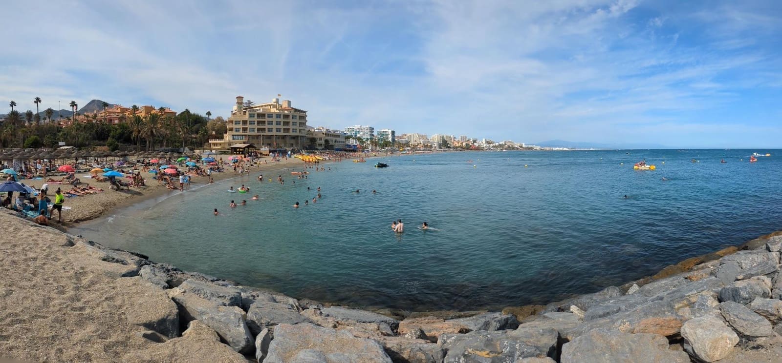1 Zimmer Apartment zu vermieten in Torrequebrada mit Pool Garage - 850 € (Ref: 9312795)