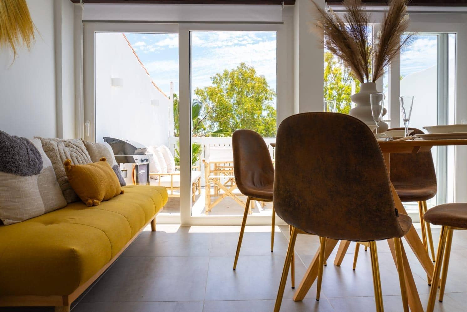 1 soveværelse Rækkehus til salg i Torrequebrada med garage - € 305.000 (Ref: 9376764)