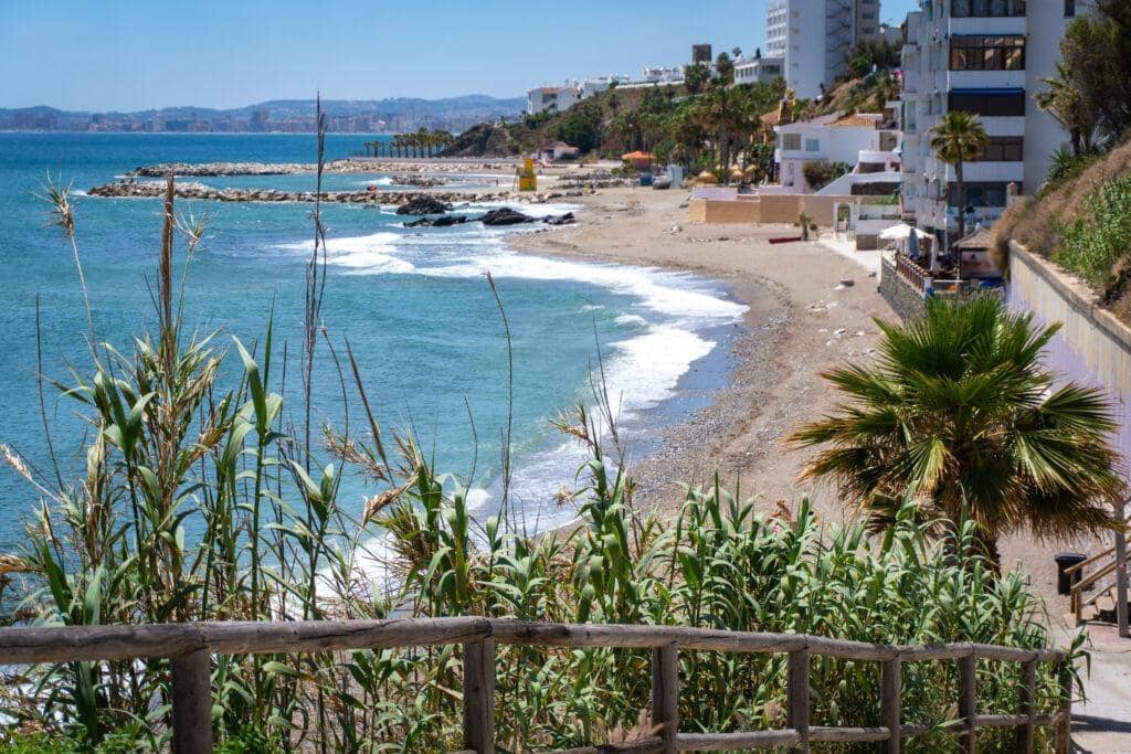 1 sovrum Radhus till salu i Torrequebrada - 299 500 € (Ref: 9376764)