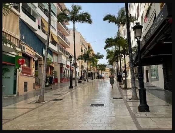 Kommersiell til salgs i Benalmádena - € 266 000 (Ref: 9387828)