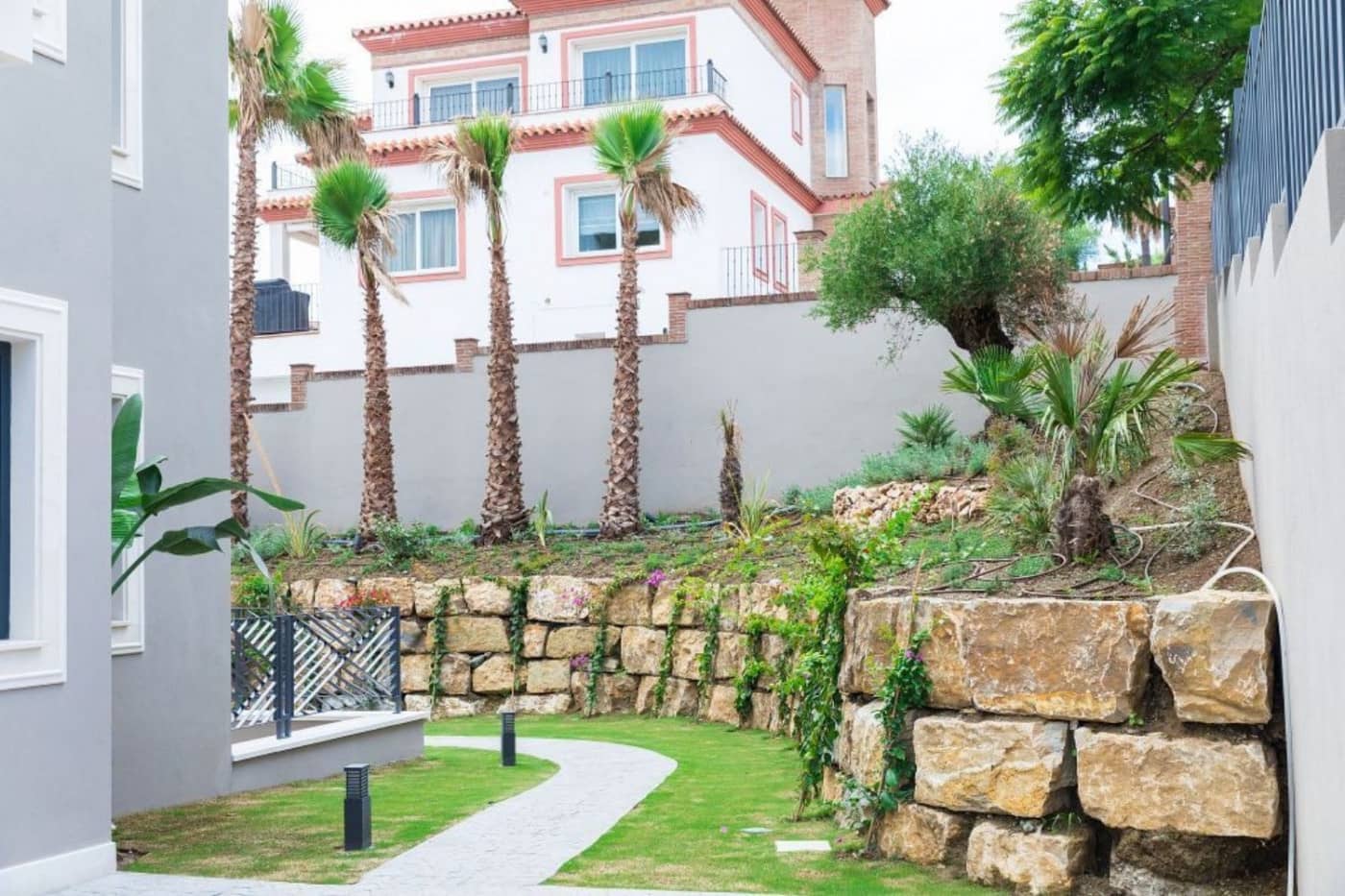 6 bedroom Villa for sale in Los Flamingos with pool garage - € 3,650,000 (Ref: 9387831)