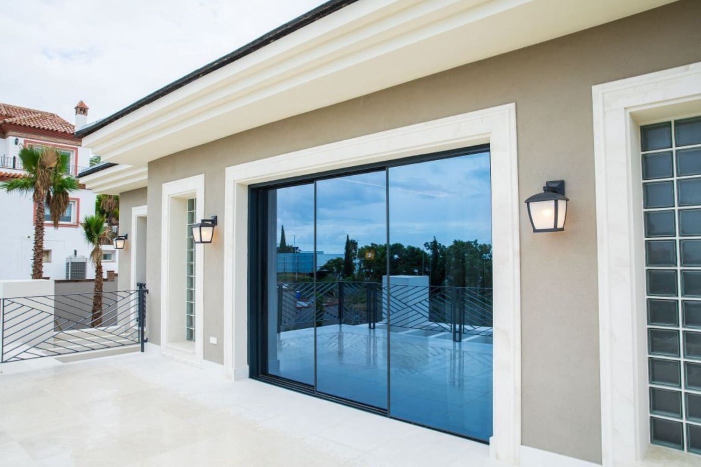 6 bedroom Villa for sale in Los Flamingos with pool garage - € 3,650,000 (Ref: 9387831)