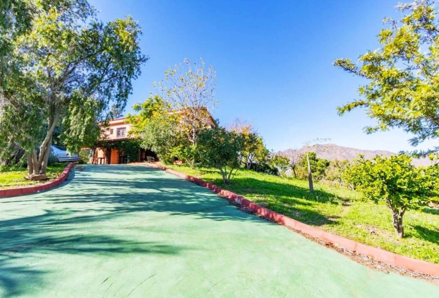 4 soveværelse Villa til salg i La Cala de Mijas med swimmingpool garage - € 1.350.000 (Ref: 9387833)