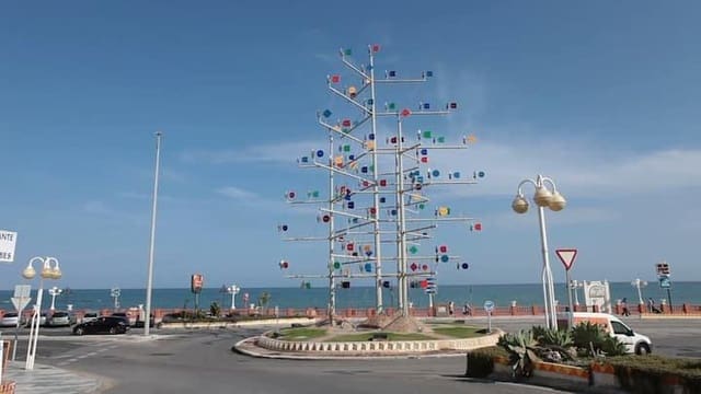 Kommersiell til salgs i Benalmádena - € 280 000 (Ref: 9387834)