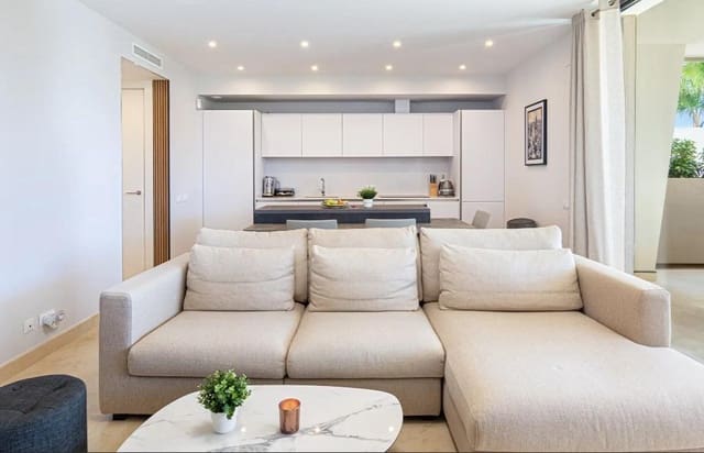 2 chambre Appartement à vendre à Cabopino, Marbella avec piscine garage - 625 000 € (Ref: 9387835)